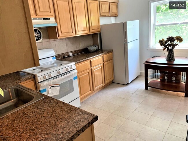 Building Photo - 200 Corson Ave