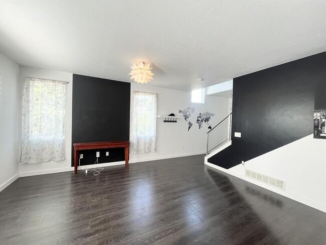 Building Photo - 3546 Terra Sol Dr