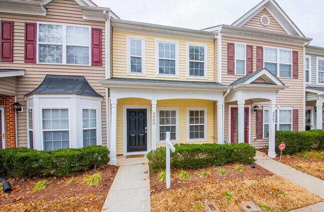 Building Photo - 3005 Courtney Creek Blvd