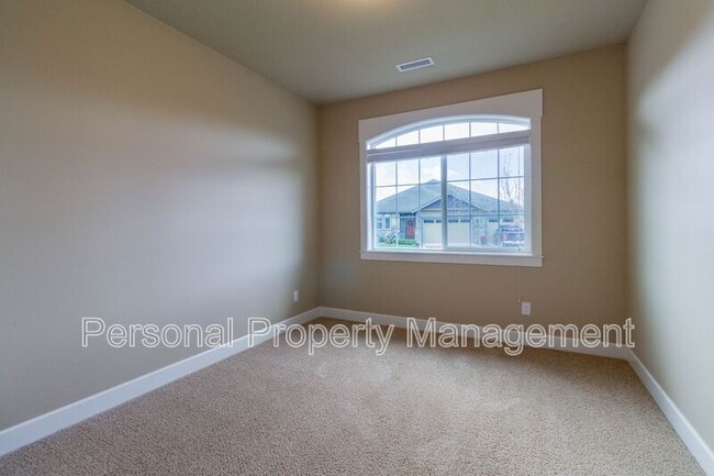 Building Photo - 1836 S Taverner Drive