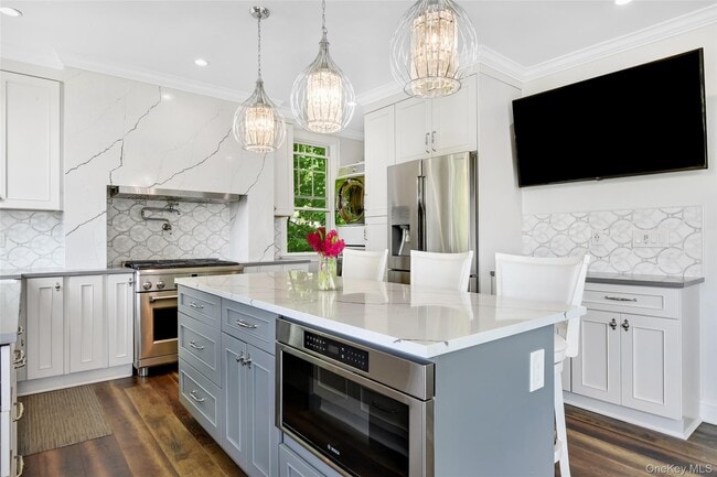 Foto del edificio - 57 Pintard Ave