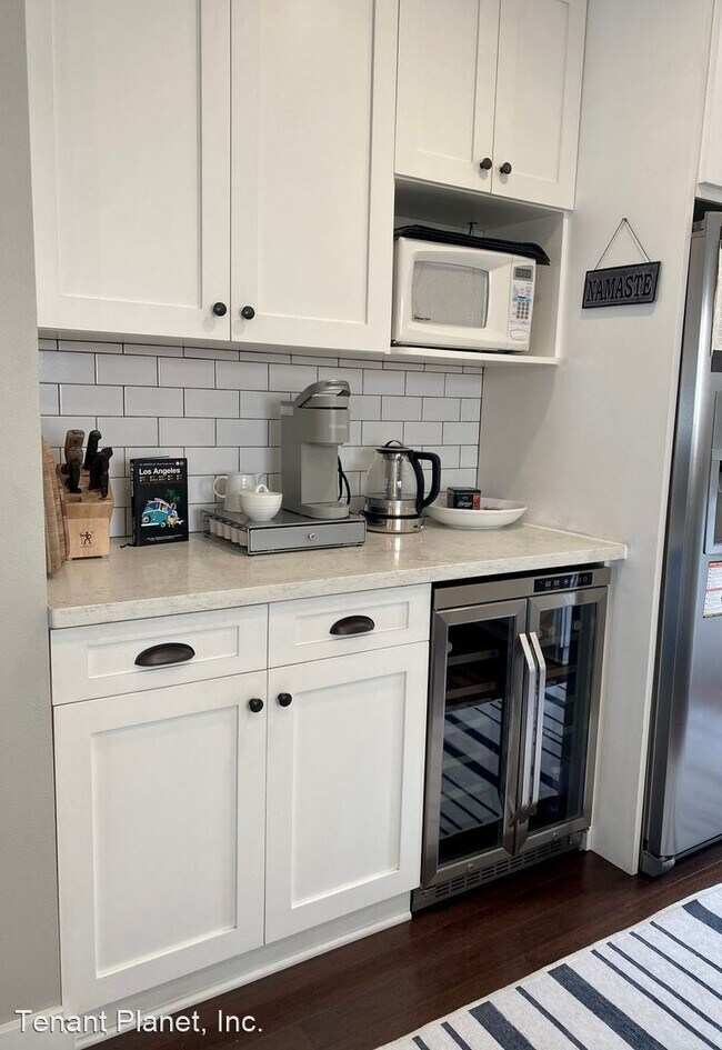 Foto del edificio - 2 br, 2 bath House - 1164 E Appleton St