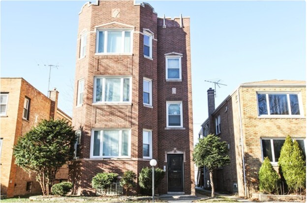 Photo - 8828 S Harper Ave Apartments