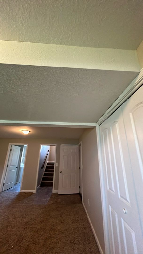 Foto del edificio - 4 bedrooms 2 bathrooms Duplex in Washington