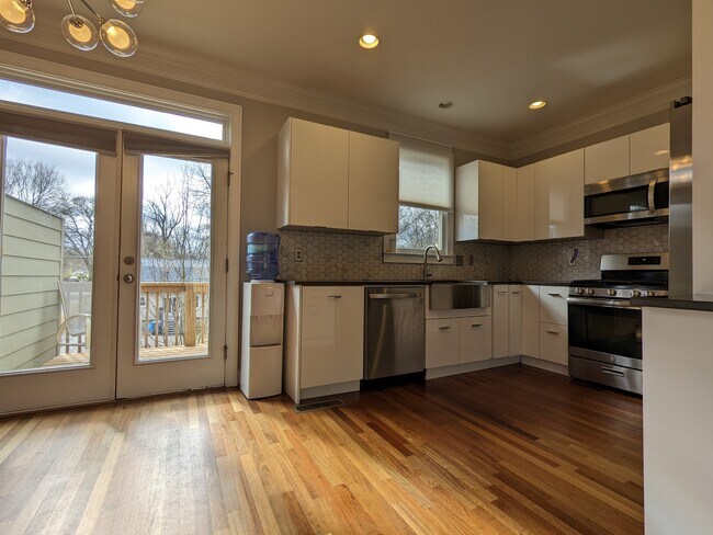 Foto del edificio - 1079 Marietta Blvd NW