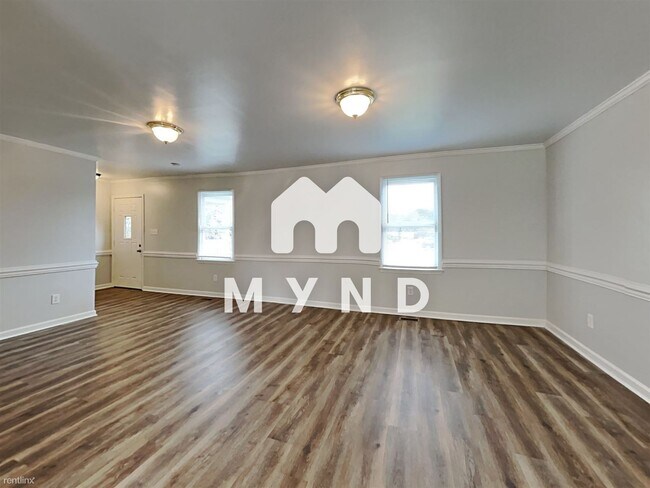 Foto del edificio - 3 br, 2 bath House - 120 Harris Rd