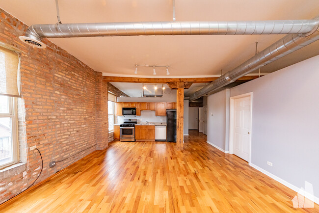 Building Photo - 1822 S Bishop St