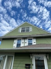 Building Photo - 172 Garfield Ave