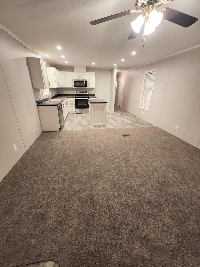 Buckeye Trails 10694 Ashville Pike Lockbourne, OH