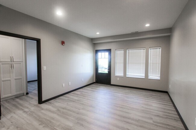 Foto del edificio - New! Beautiful 1 Bed, 1 Bath Apartment in ...