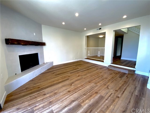 Building Photo - 34092 Seville Pl