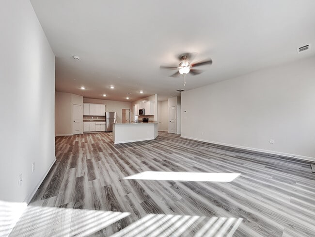 Foto del edificio - 332 Oliver Dr