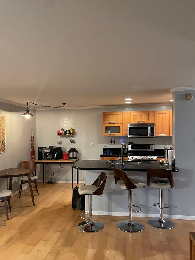 Foto del edificio - 8163 Redlands St