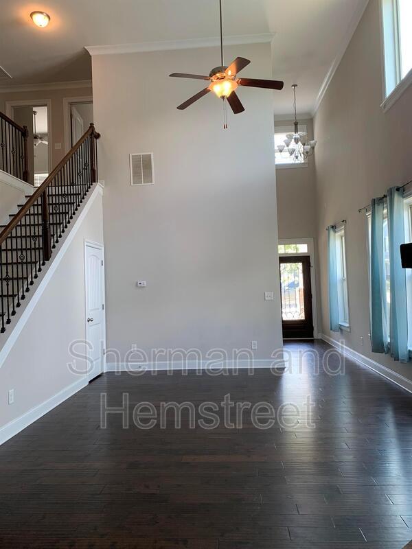 Foto del edificio - 5608 Sunbury Loop
