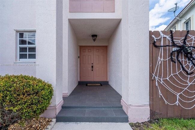 Foto del edificio - 15025 SW 141st Terrace