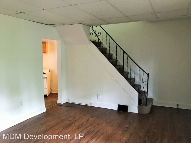Building Photo - 5 br, 2 bath House - 3331 Niagara Street