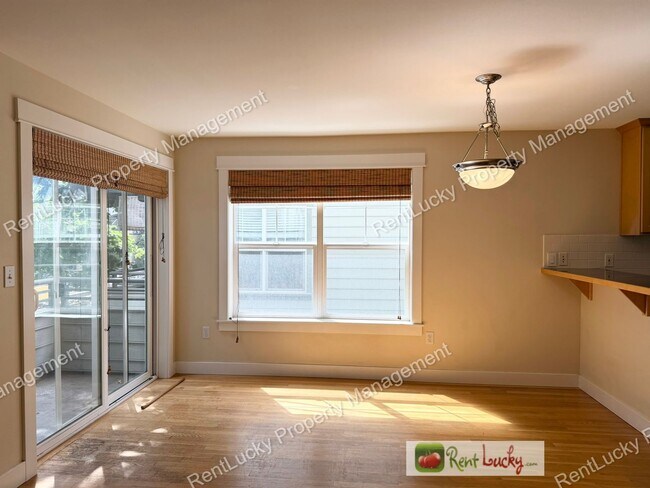 Foto del edificio - 2652 NW 56th St