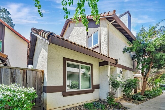 Building Photo - 7145 Rouse Ct
