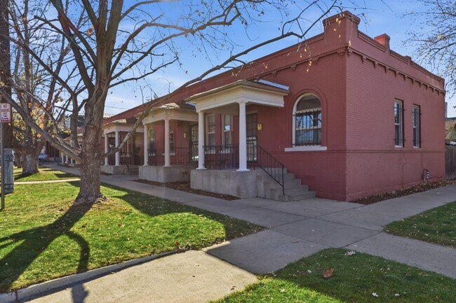 Photo - 1032 28th St Townhome