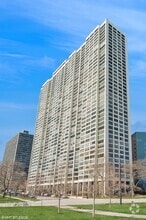 Building Photo - 2800 N Lake Shore Dr
