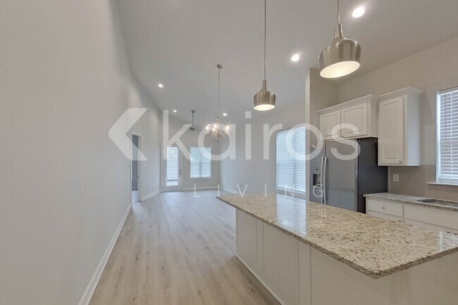 Foto del edificio - 4822 Mokki Ln