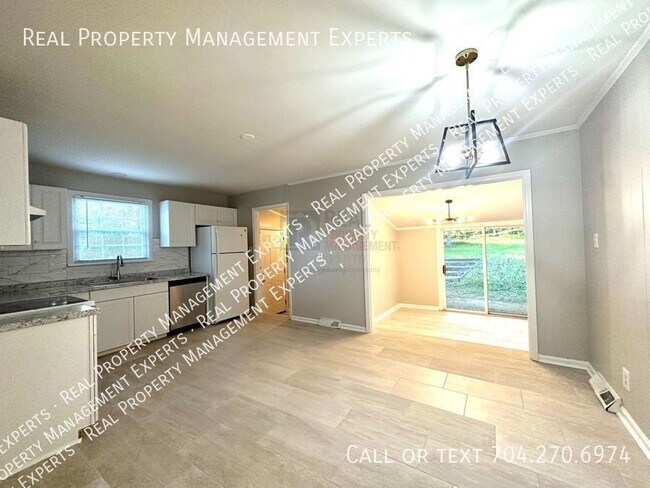 Building Photo - Charming 3bd/2ba ranch for rent!