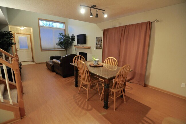 Building Photo - 20528 Erin Ct