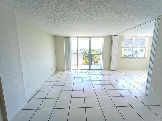 Foto del edificio - 777 S Federal Hwy