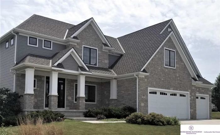 Primary Photo - 6 bedroom in Omaha NE 68136