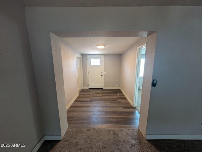Foto del edificio - 7635 N 76th Ln