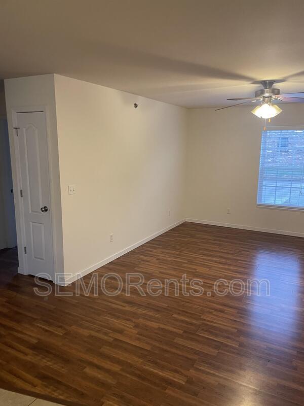 Foto del edificio - 3 Village Dr