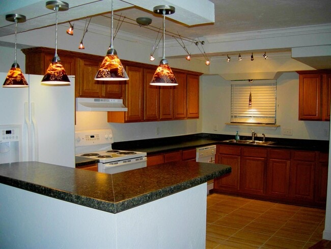 Building Photo - 5644 Nature Ln