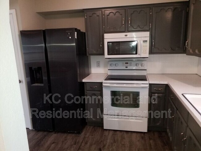 Foto del edificio - 1720 N Hanover Ave