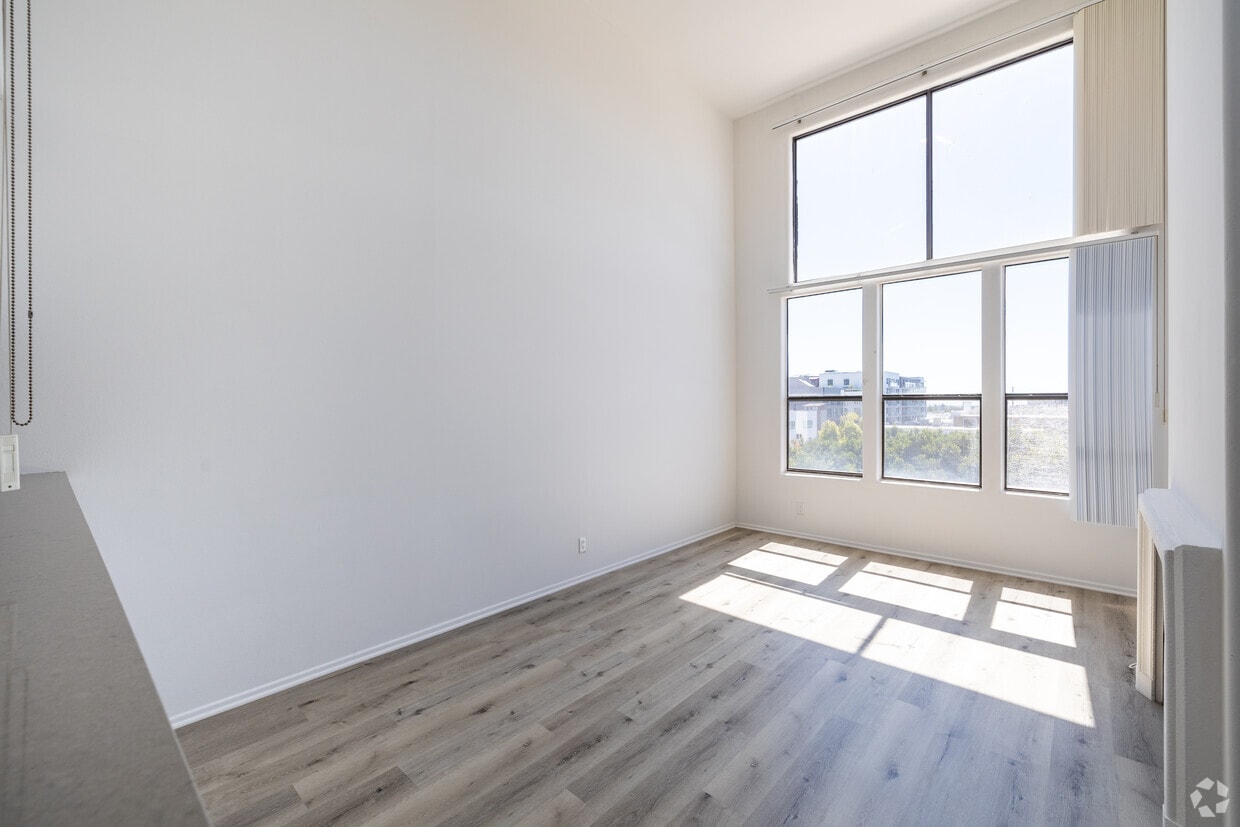 Primary Photo - Tuscany Apartments