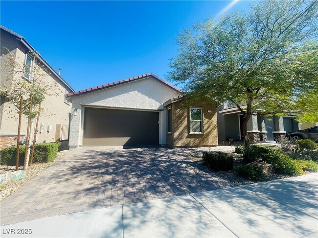 Foto del edificio - 930 Bayberry Ridge St