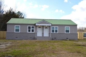 Building Photo - 911 Woodall Rd SW