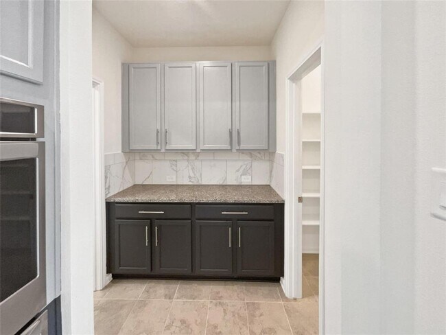Building Photo - 15315 Oakheath Colony Ln