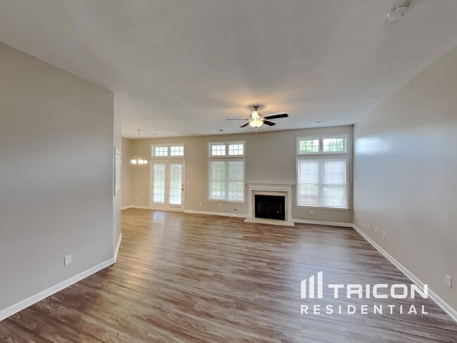 Building Photo - 3589 Bent Trace Dr