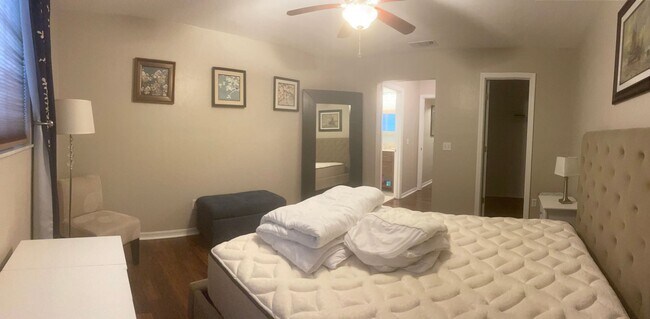 Foto del edificio - 3BD/ 3BA Condo in Rockwood Villas