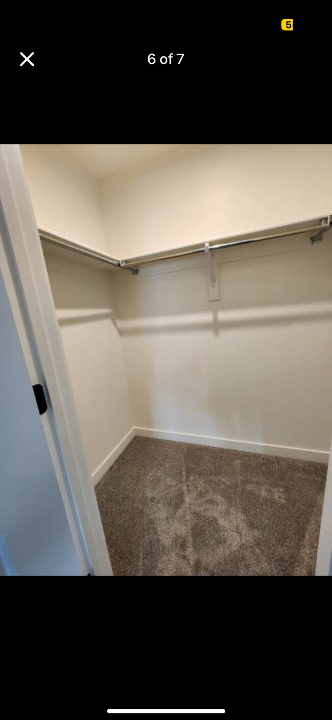 Foto del edificio - 9346 N Bartlett Ln