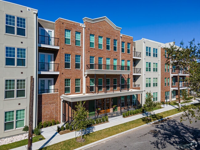 The Delaneaux - The Delaneaux Apartments