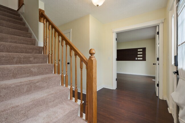Foto del edificio - 2356 Olde Sawmill Blvd