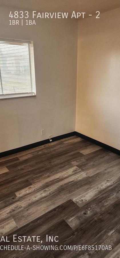 Foto del edificio - 4833 Fairview Ave