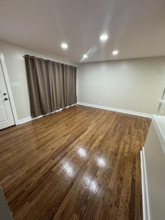 Foto del edificio - 17814 Burnham Ave