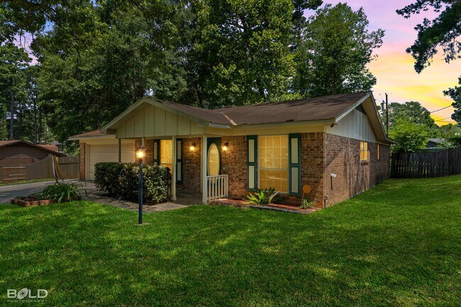 Foto del edificio - 3 BEDROOM IN SOUTHERN HILLS