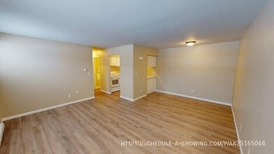 Building Photo - 405 E Park St