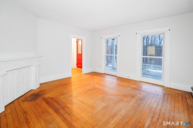 Foto del edificio - 30 Edgewood St