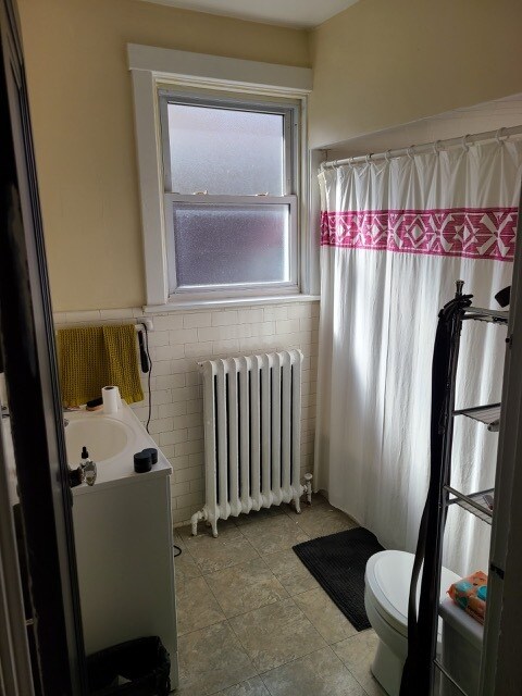 Bath - 6305 Morrowfield Ave