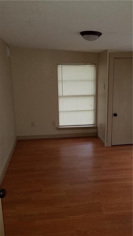 Foto del edificio - 756 N Barton Ave