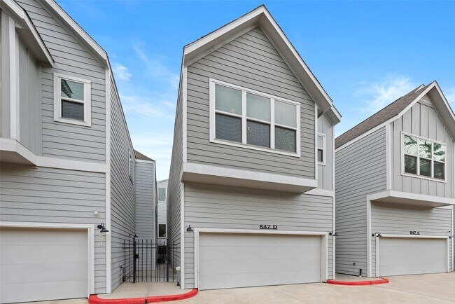 Foto del edificio - 847 Rachel St